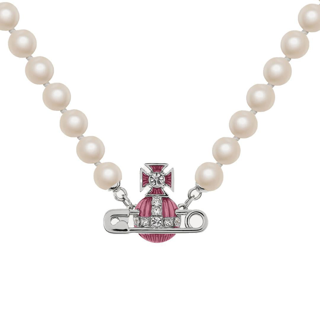 Vivienne Westwood Kitty Pearl Necklace in Platinum / White Crystal
