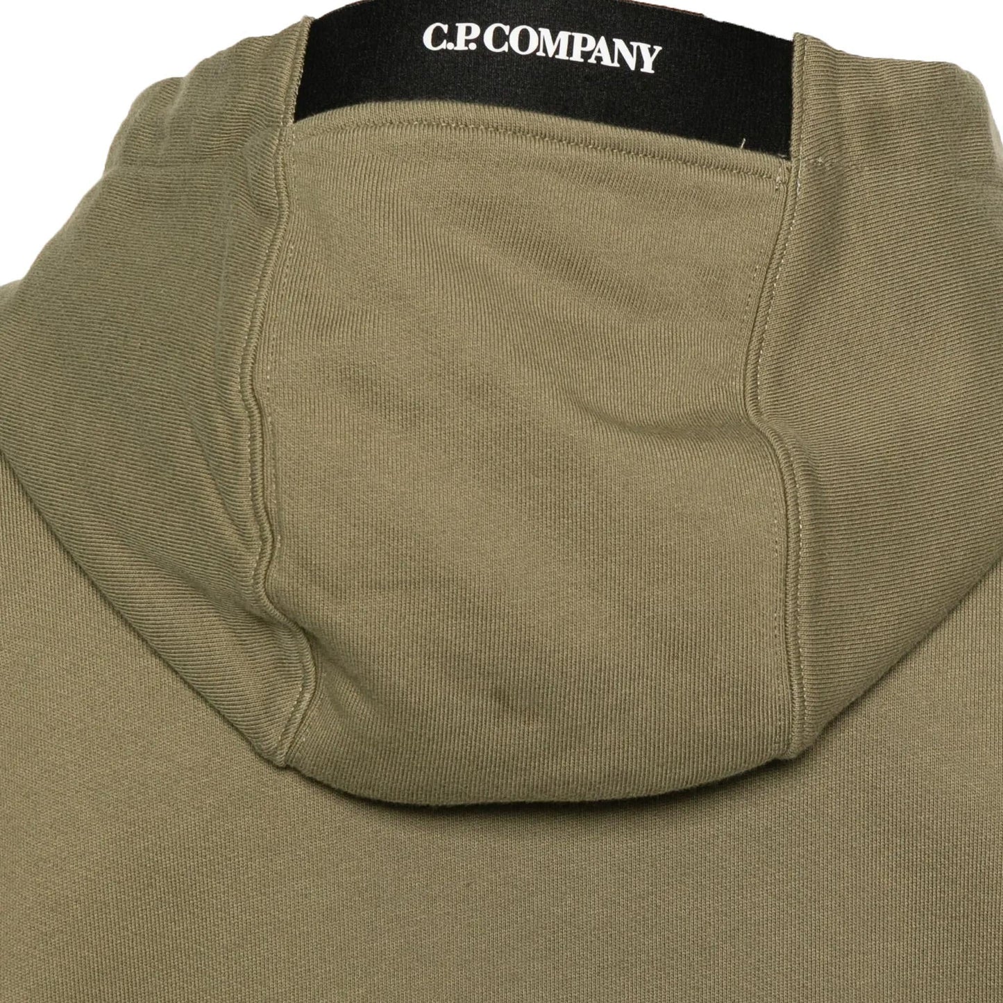 C.P. Company Diagonal Raised Fleece Lens Hooded Sweatshirt in CapersHoodies & Zip - UpsC.P. CompanyDPUS Designer Outlet7622792457836SC.P. Company Diagonal Raised Fleece Lens Hooded Sweatshirt in Capers