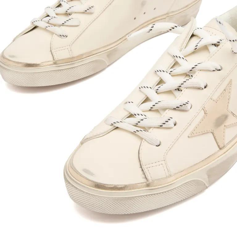 Golden Goose Super - Star Classic in Optic White/ PlatinumDPUS Designer OutletDPUS Designer Outlet805023595222535Golden Goose Super - Star Classic in Optic White/ Platinum
