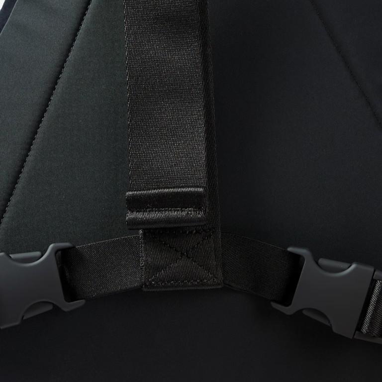 Stone Island Aluminium Tela Sling Bag in BlackBagsStone IslandDPUS Designer Outlet8050592882623Stone Island Aluminium Tela Sling Bag in Black