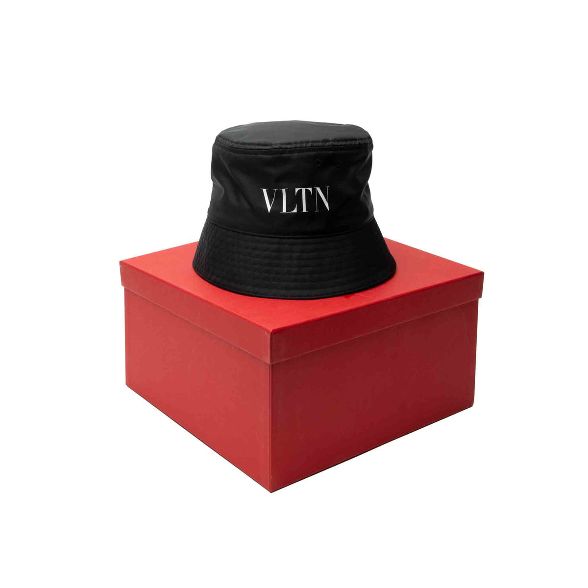 Valentino Garavani VLTN Bucket Hat – DPUS