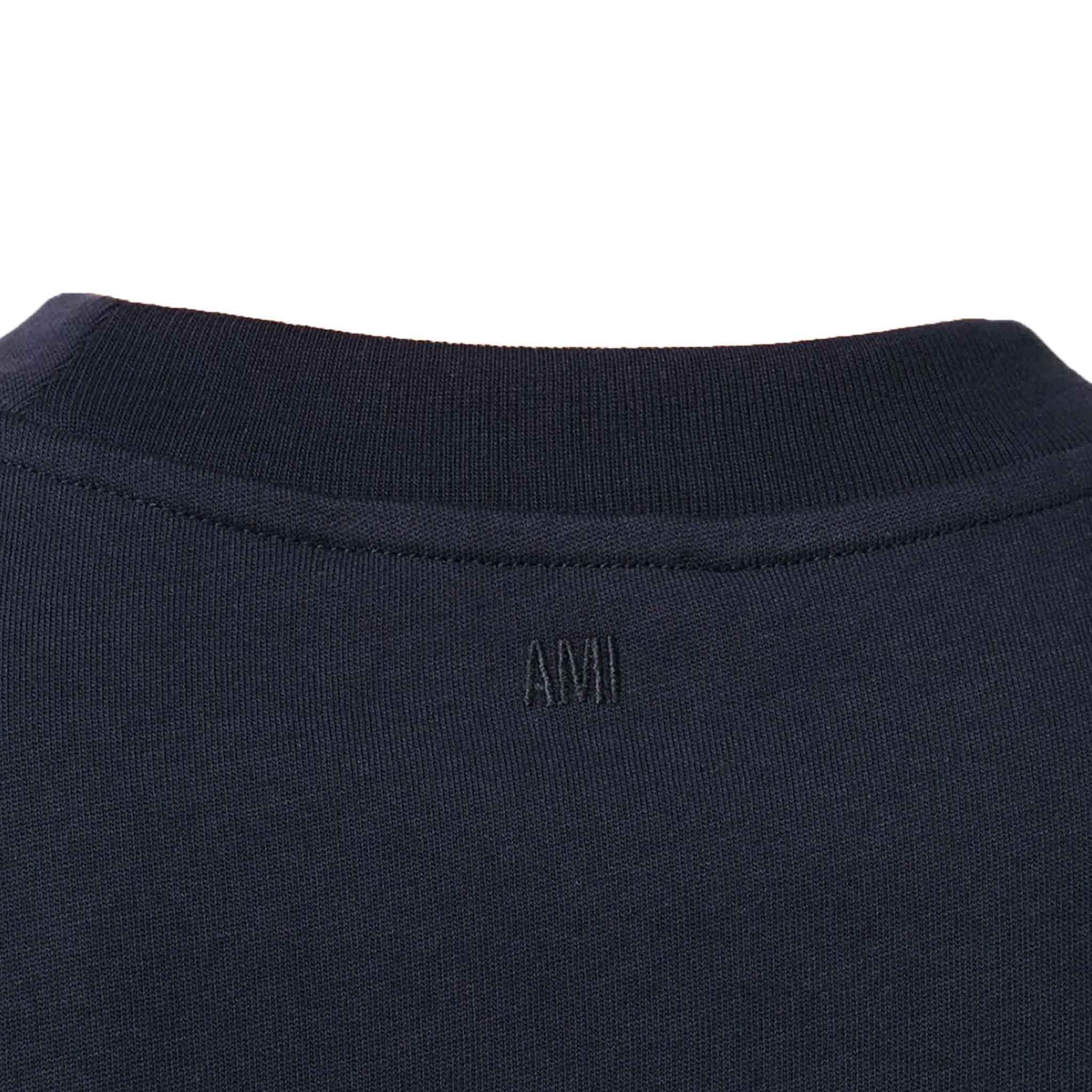 ★AMl PARlS★ AMI UTS075 726 136 PARIS FRANCE Crochet Unisex Ami Paris Crochet Logo T-Shirt in Navy – DPUS Designer Outlet