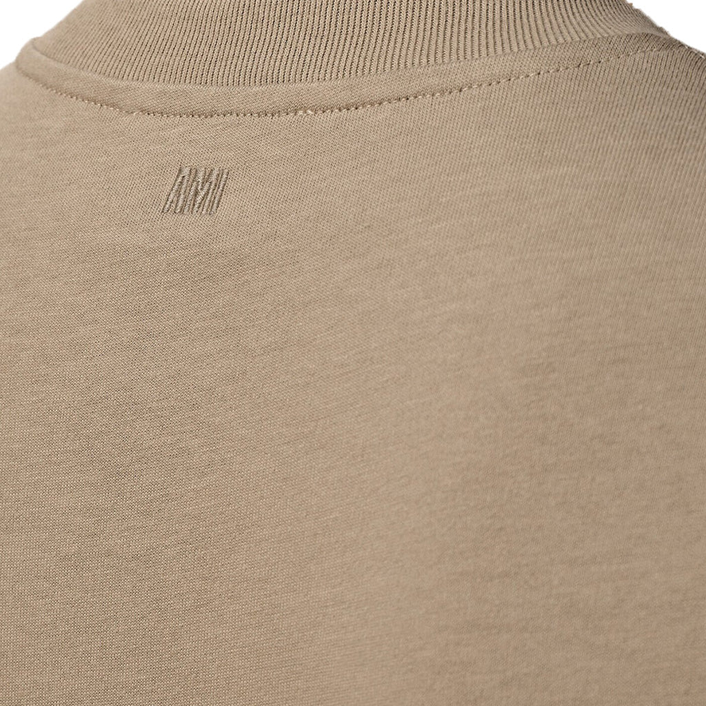 [Ami Paris] Small Embossed Ami De Coeur TshirtT-ShirtsAmi ParisDPUS Designer OutletTaupeXS[Ami Paris] Small Embossed Ami De Coeur Tshirt