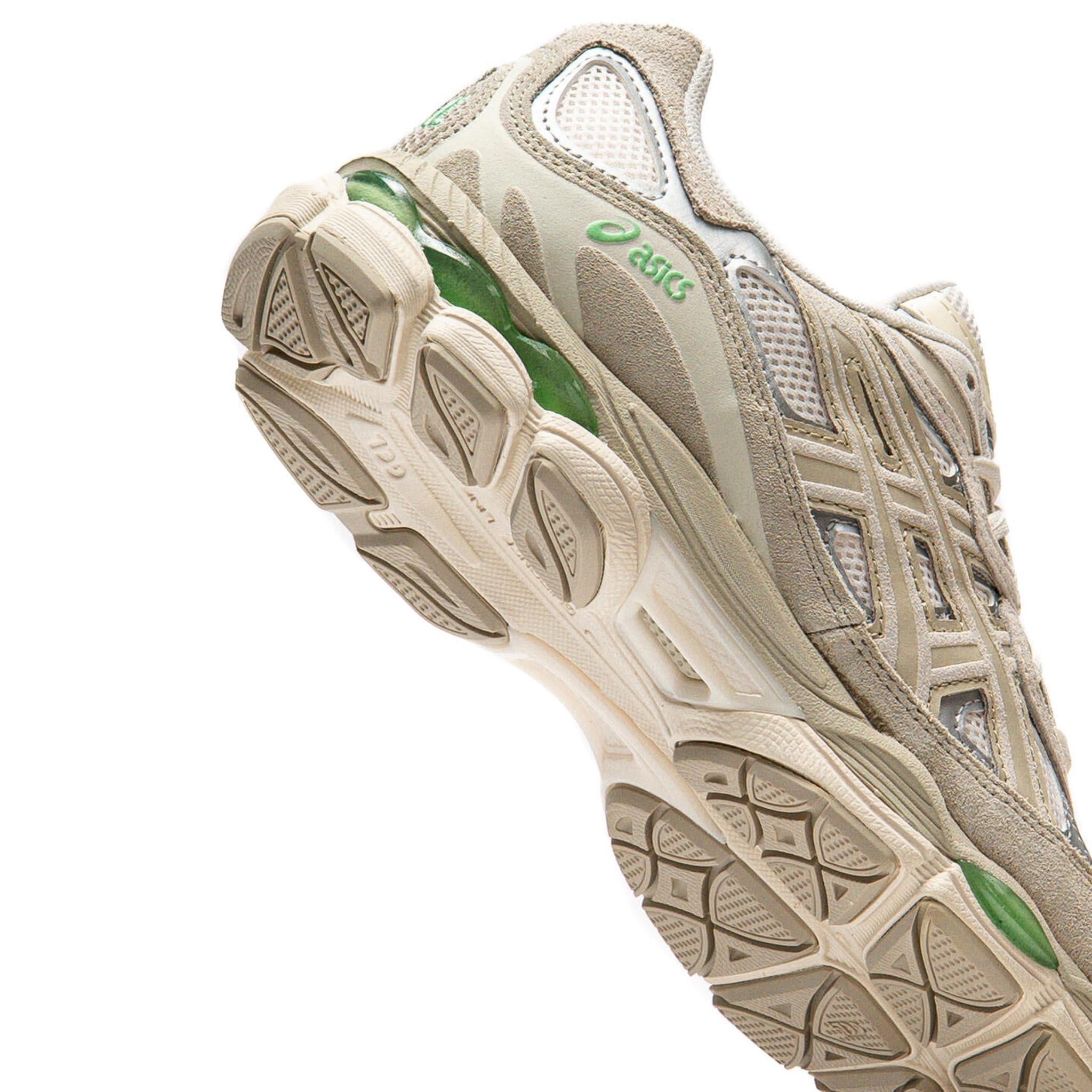 Asics GEL - NYC in Cream - FossilDPUS Designer OutletDPUS Designer Outlet457015871746541.5Asics GEL - NYC in Cream - Fossil