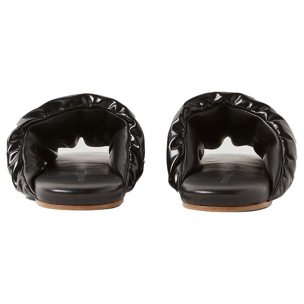 Bottega Veneta Womens Padded Flat Sandal in Black