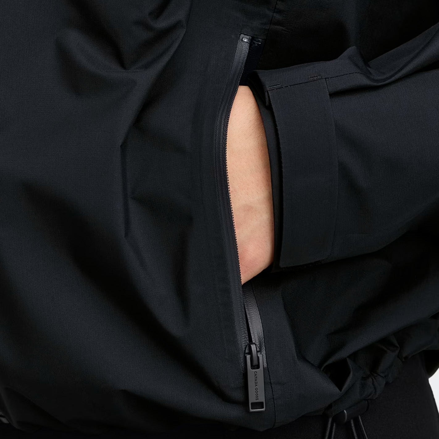 Canada Goose Women's Horizon Rain JacketCoats & JacketsCanada GooseDPUS Designer Outlet0699363383099Black - NoirXSCanada Goose Women's Horizon Rain Jacket