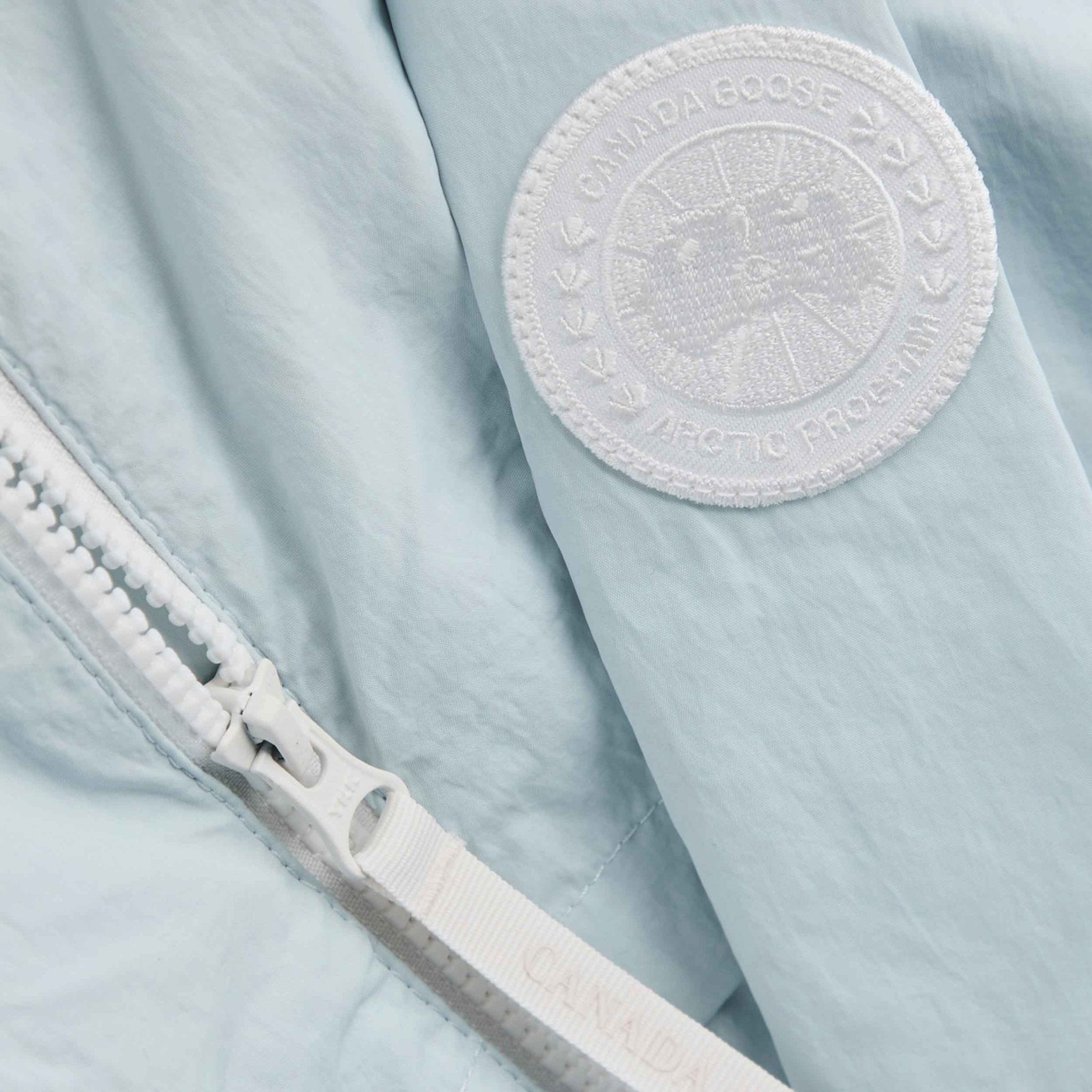 Canada Goose Women's Sinclair Jacket- White Disc in Early Frost