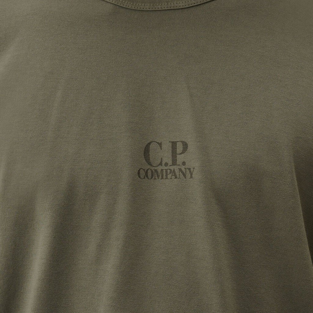 [C.P. Company] 20/1 Jersey Short Sleeve T-ShirtT-ShirtsC.P. CompanyDPUS Designer Outlet7622792773752GunmetalS[C.P. Company] 20/1 Jersey Short Sleeve T-Shirt