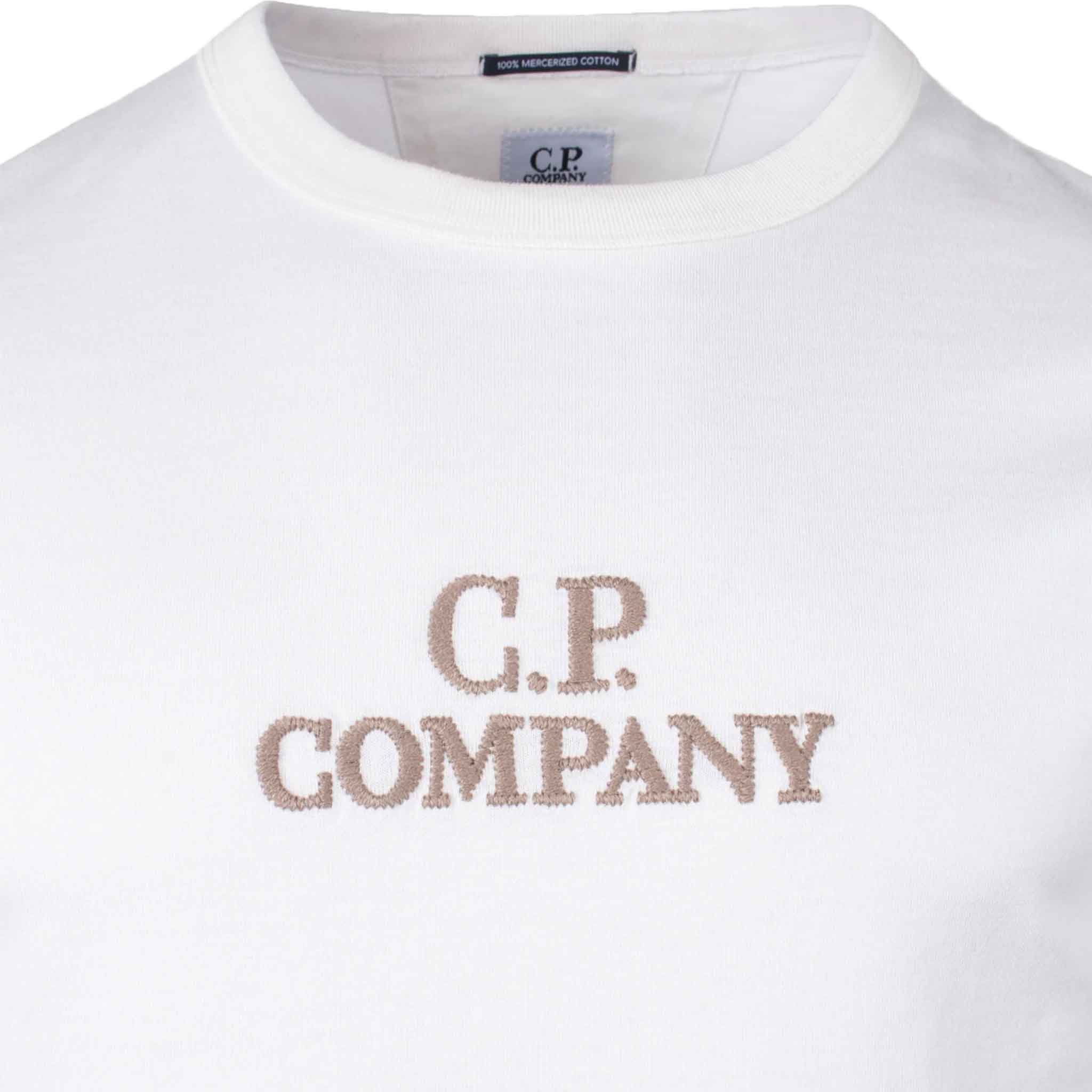 C.P. Company 30/2 Mercerized Jersey T-shirt Twisted Logo in Gauze WhiteT-ShirtsC.P. CompanyDPUSXSC.P. Company 30/2 Mercerized Jersey T-shirt Twisted Logo in Gauze White