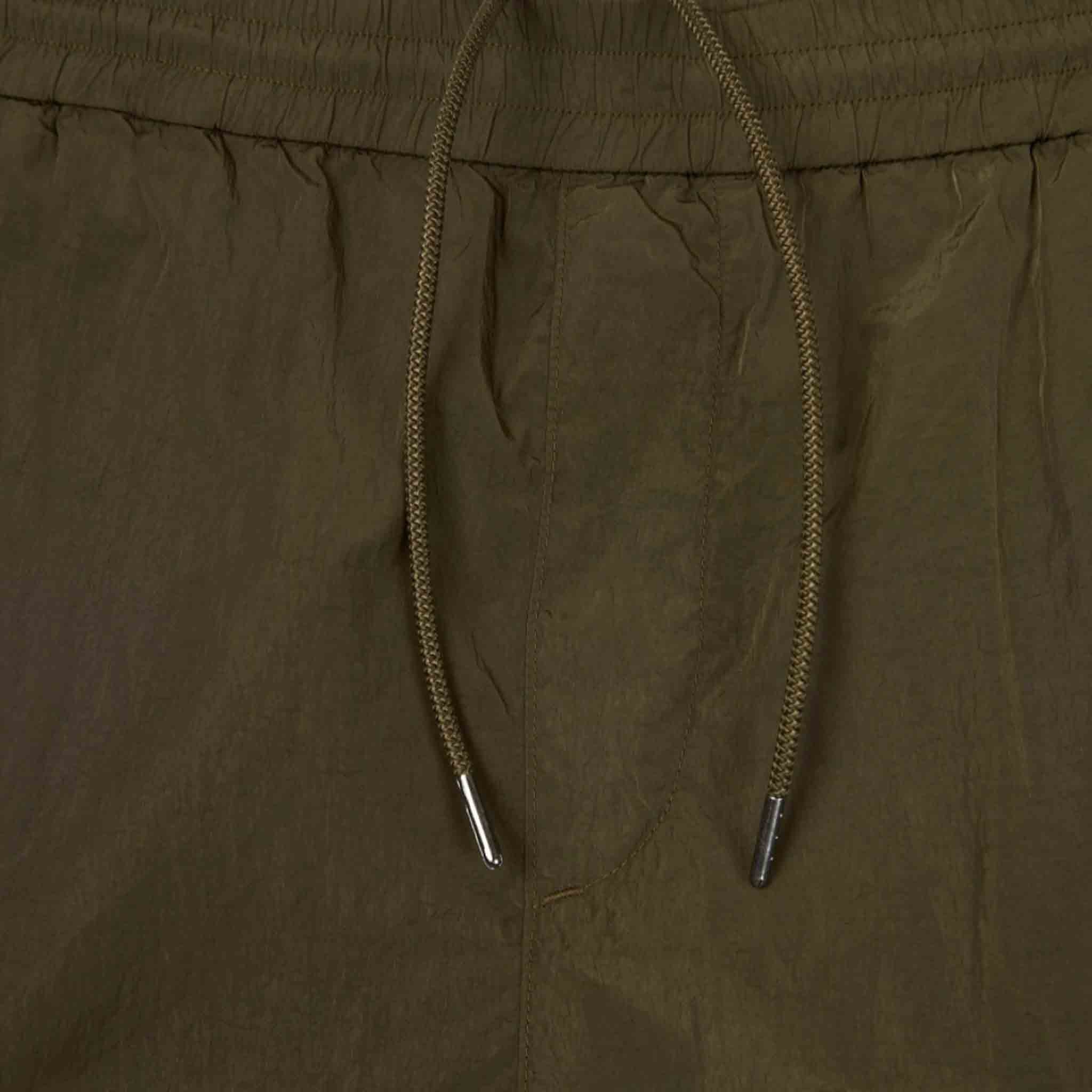 C.P. Company Chrome - R Cargo Shorts in Ivy GreenShortsC.P. CompanyDPUS762094378534046C.P. Company Chrome - R Cargo Shorts in Ivy Green