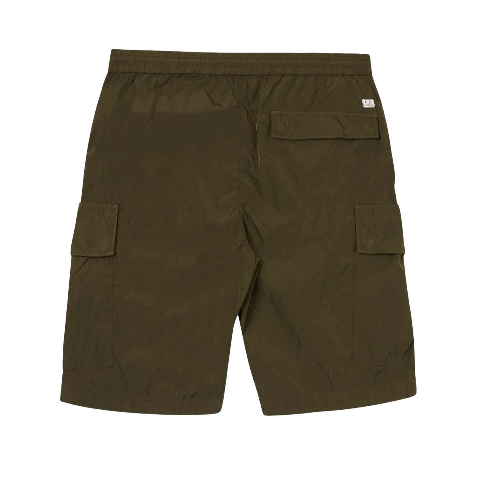 C.P. Company Chrome - R Cargo Shorts in Ivy GreenShortsC.P. CompanyDPUS762094378534046C.P. Company Chrome - R Cargo Shorts in Ivy Green