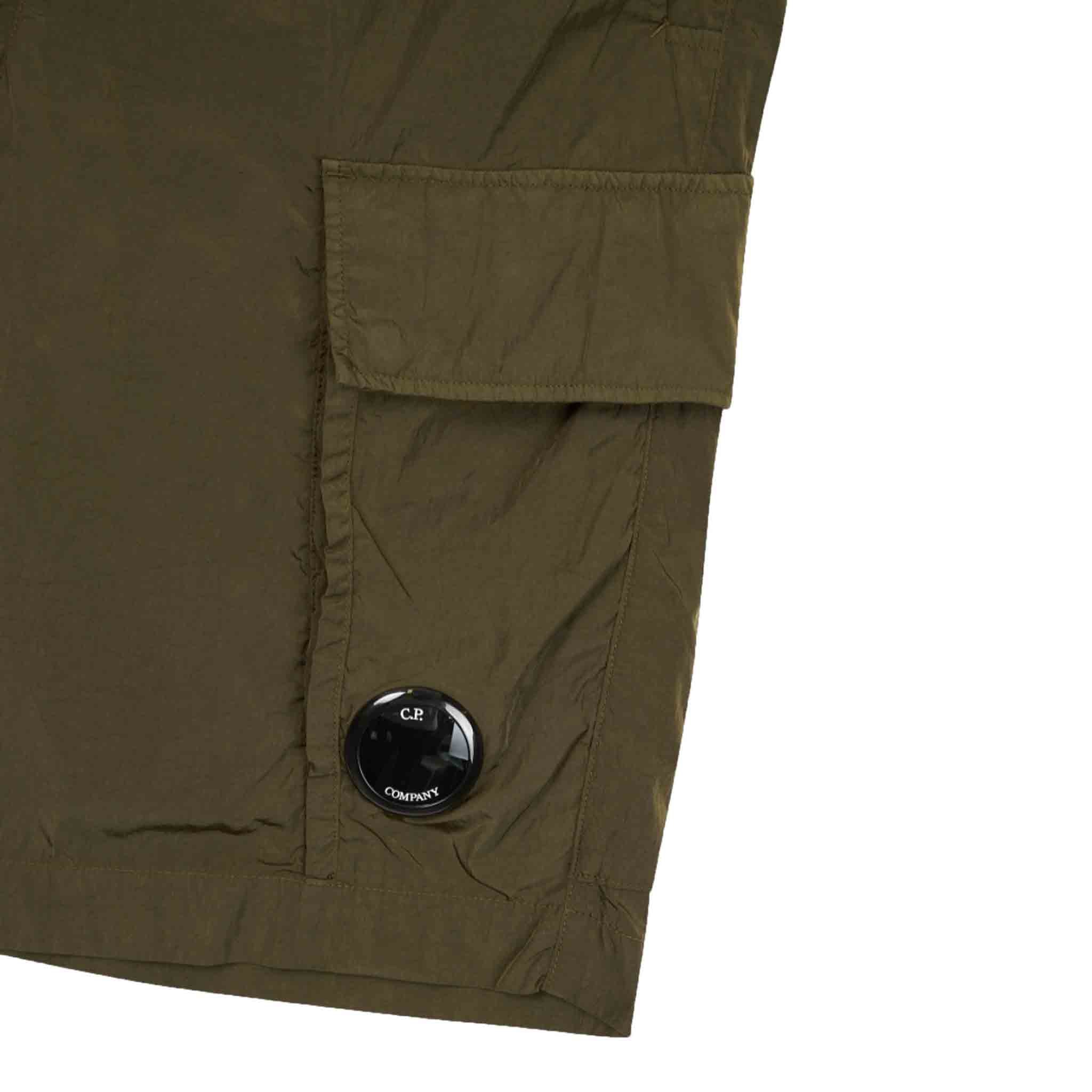 C.P. Company Chrome - R Cargo Shorts in Ivy GreenShortsC.P. CompanyDPUS762094378534046C.P. Company Chrome - R Cargo Shorts in Ivy Green