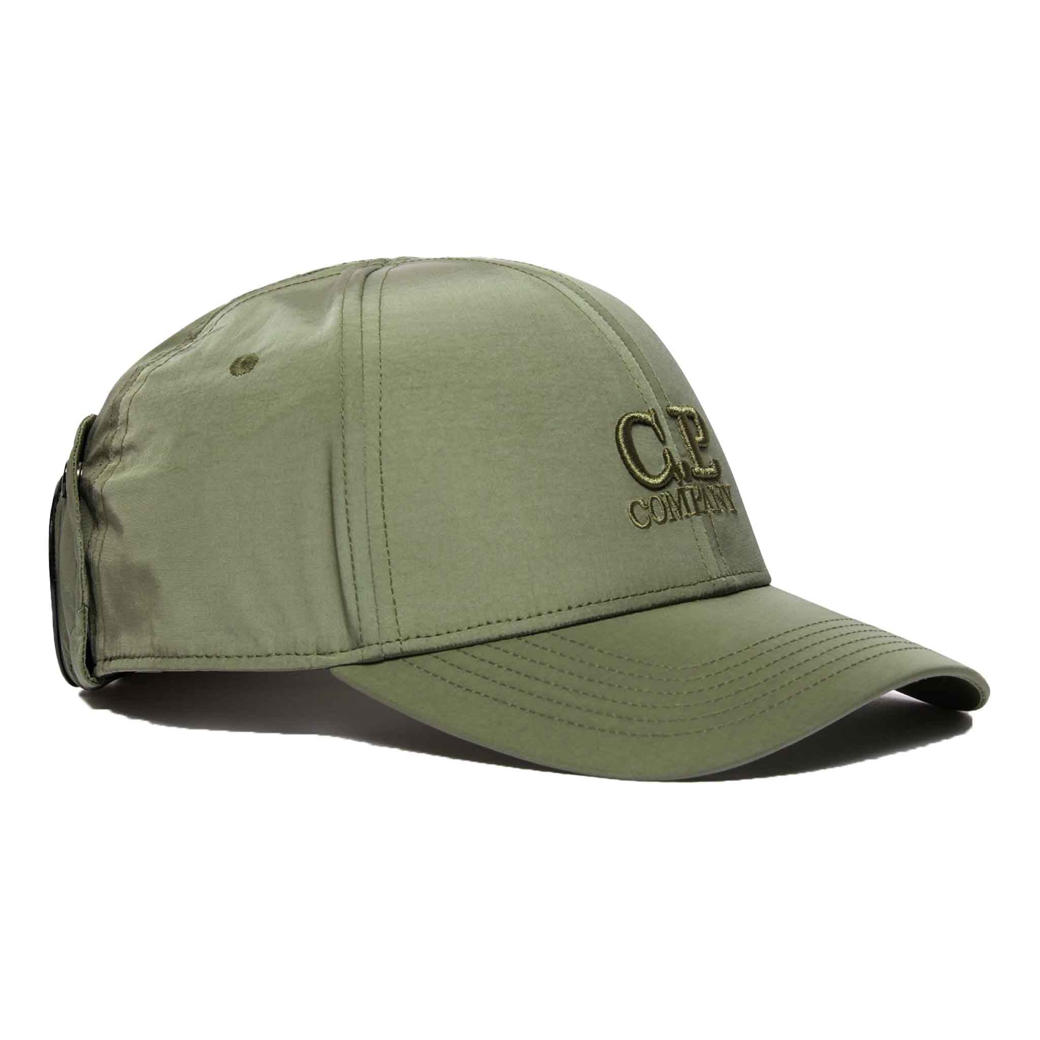 C.P. Company Chrome - R Goggle Cap in Green BayHatsC.P. CompanyDPUS7620943683851MC.P. Company Chrome - R Goggle Cap in Green Bay