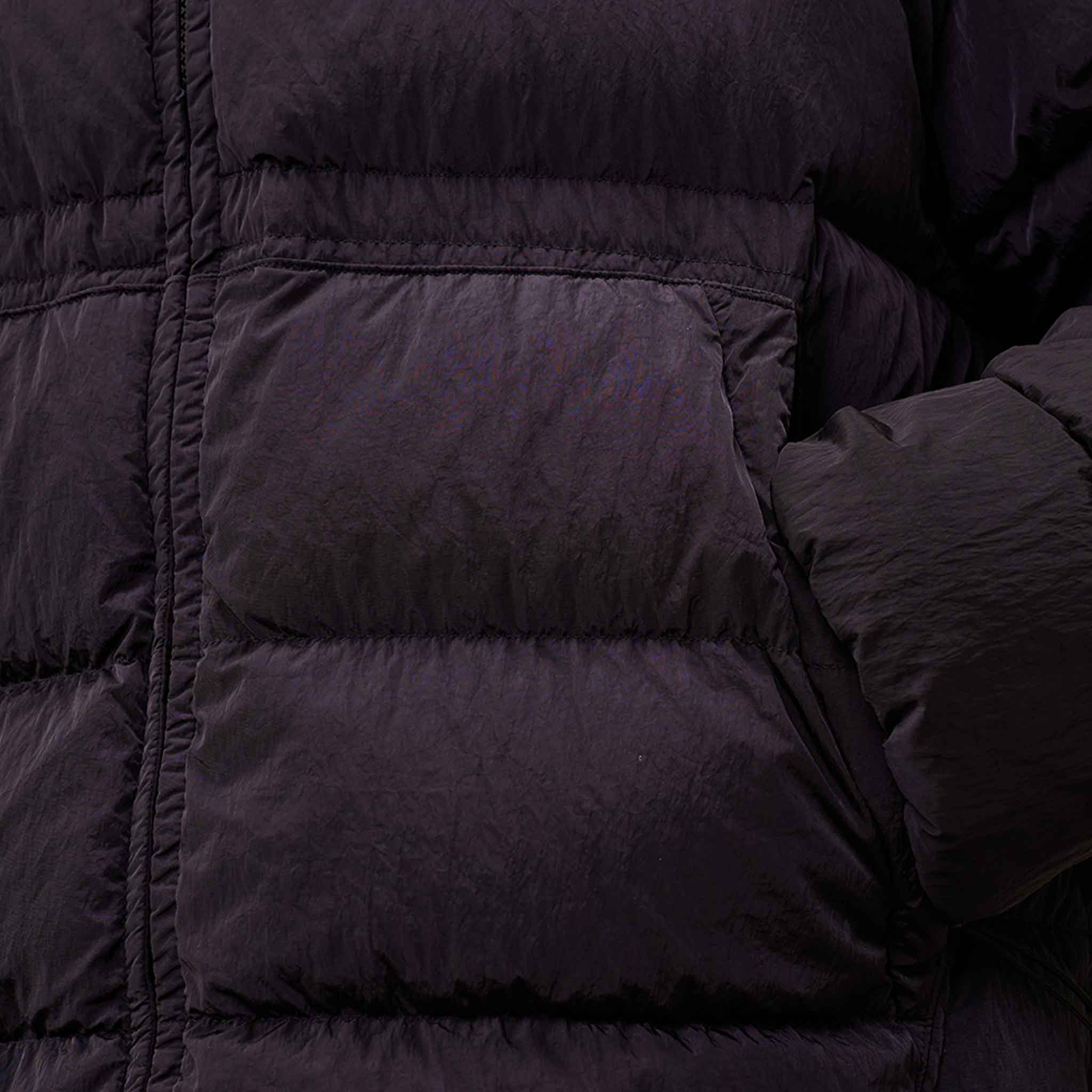 C.P. Company Chrome - R Goggle Down Jacket in Nightshade - PurpleCoats & JacketsC.P. CompanyDPUS Designer Outlet7620943890822SC.P. Company Chrome - R Goggle Down Jacket in Nightshade - Purple