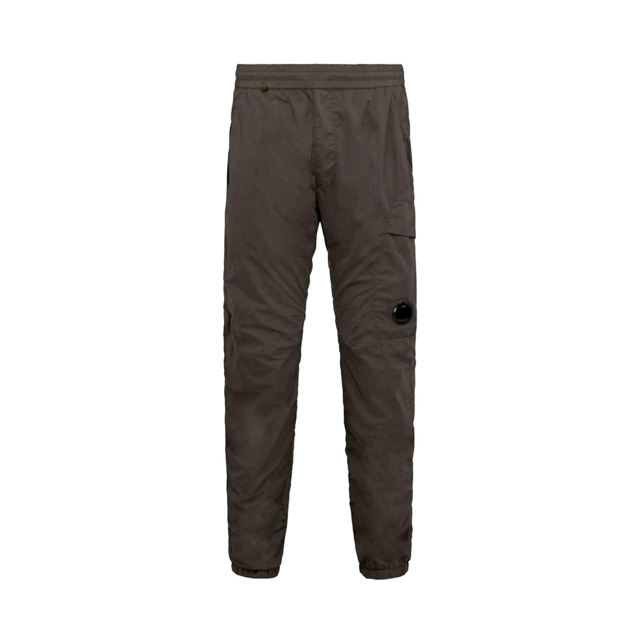 C.P. Company Chrome - R Regular Track Pants in Ivy GreenSweatpantsC.P. CompanyDPUS762094371661044C.P. Company Chrome - R Regular Track Pants in Ivy Green