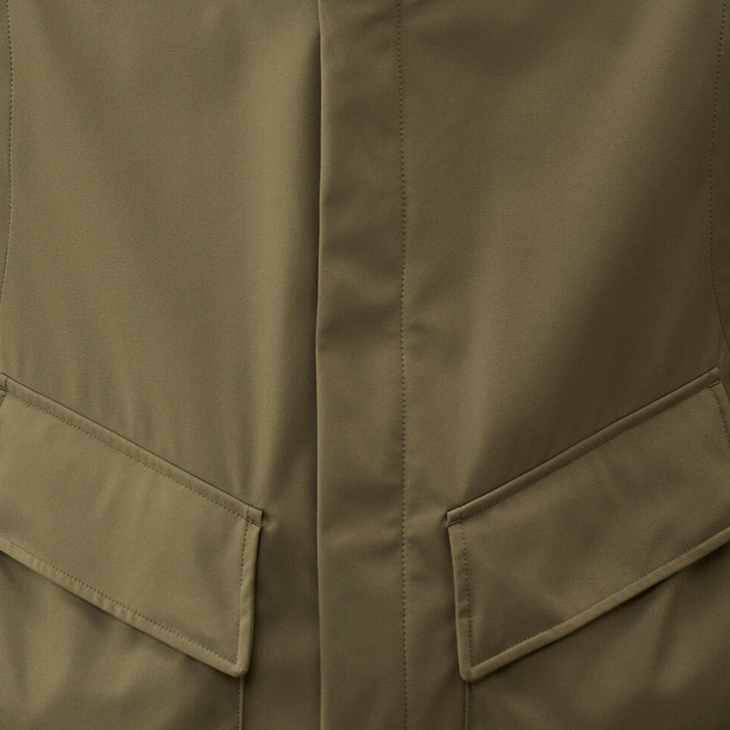 [C.P. Company] C.P. Shell - R Goggle GiletC.P. CompanyDPUS Designer Outlet7622792775367Laurel WreathS[C.P. Company] C.P. Shell - R Goggle Gilet
