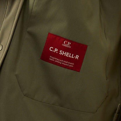 [C.P. Company] C.P. Shell - R Goggle GiletC.P. CompanyDPUS Designer Outlet7622792775367Laurel WreathS[C.P. Company] C.P. Shell - R Goggle Gilet