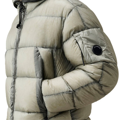 [C.P. Company] DD-Shell Explorer Lens JacketCoats & JacketsC.P. CompanyDPUS Designer Outlet21CMOW215A-110416A-936-SFlint GreyS[C.P. Company] DD-Shell Explorer Lens Jacket
