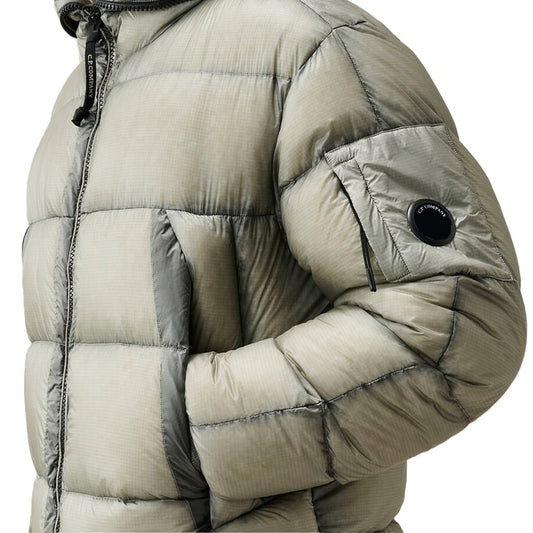 [C.P. Company] DD-Shell Explorer Lens JacketCoats & JacketsC.P. CompanyDPUS Designer Outlet21CMOW215A-110416A-936-SFlint GreyS[C.P. Company] DD-Shell Explorer Lens Jacket
