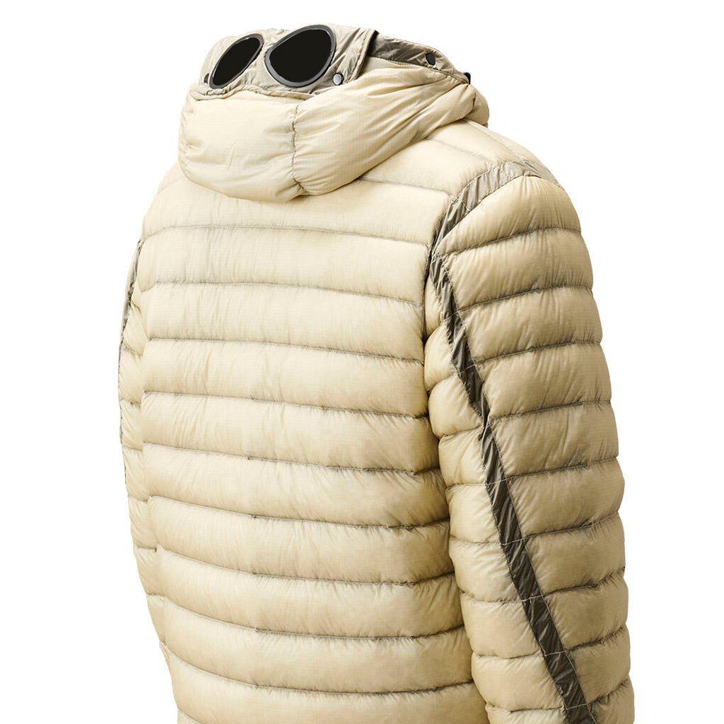 [C.P. Company] DD-Shell Goggle Chest Pocket JacketCoats & JacketsC.P. CompanyDPUS Designer Outlet21CMOW021A-110416A-120-S7622792943575Silver BirchS[C.P. Company] DD-Shell Goggle Chest Pocket Jacket