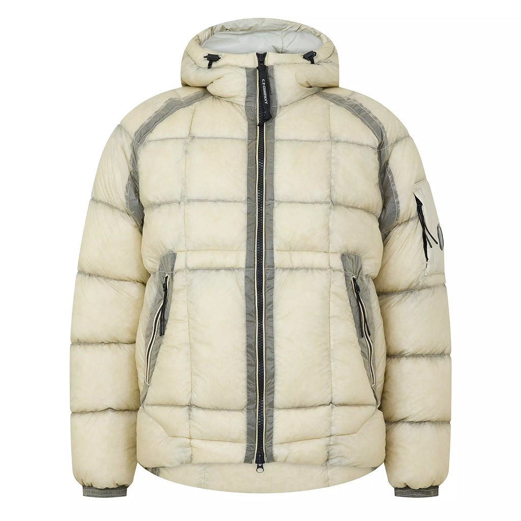 [C.P. Company] DD-Shell Hooded Lens JacketCoats & JacketsC.P. CompanyDPUS Designer Outlet21CMOW702A-110416A-120-SSilver BirchS[C.P. Company] DD-Shell Hooded Lens Jacket
