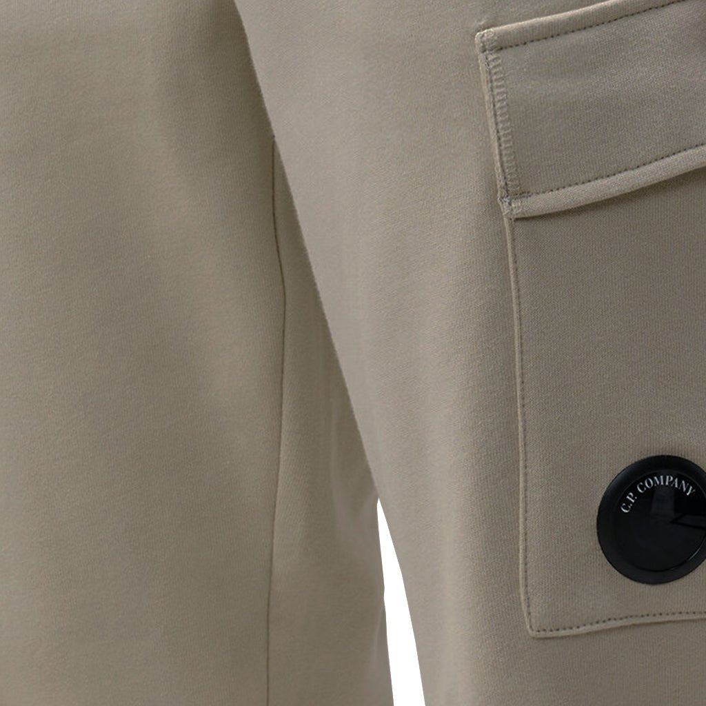[C.P. Company] Diagonal Raised Fleece Cargo SweatpantsSweatpantsC.P. CompanyDPUS Designer Outlet21CMSP717A-005086W-356-S7622792967298Fallen RockS[C.P. Company] Diagonal Raised Fleece Cargo Sweatpants