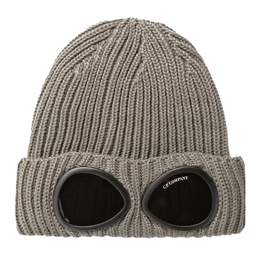 [C.P. Company] Extrafine Merino Wool Goggle BeanieCaps & HatsC.P. CompanyDPUS Designer Outlet21CMAC742A-005509A-356Fallen RockUNI[C.P. Company] Extrafine Merino Wool Goggle Beanie