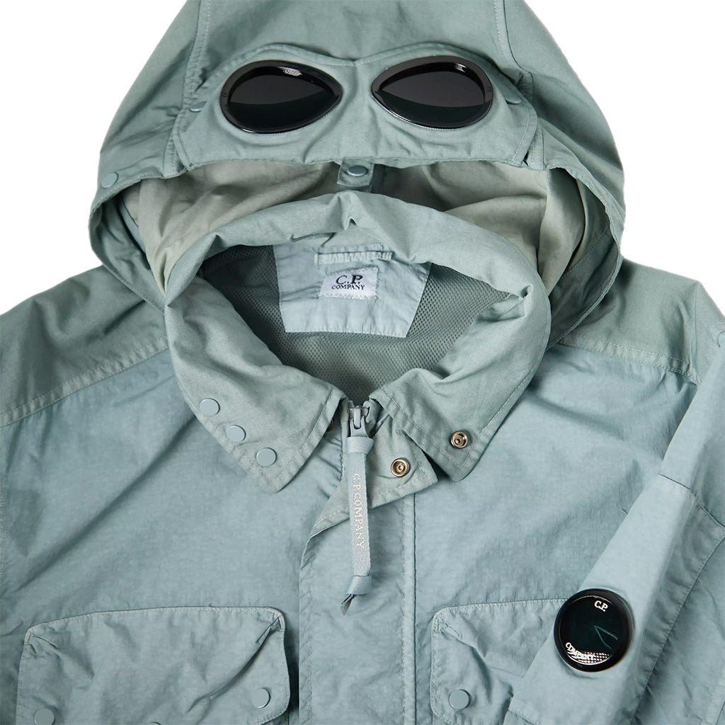 [C.P. Company] Flatt Nylon Mixed Goggle OvershirtC.P. CompanyDPUS Designer Outlet7622792611405Silver BlueS[C.P. Company] Flatt Nylon Mixed Goggle Overshirt