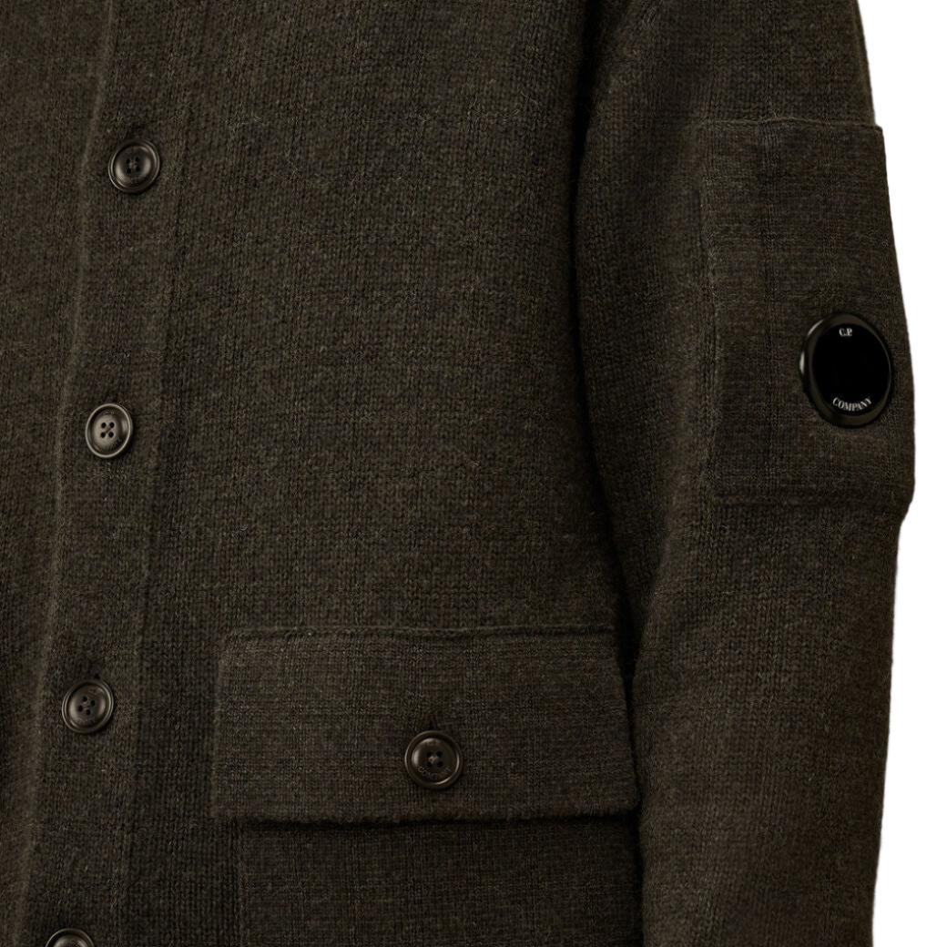 C.P. Company Lambswool GRS Buttoned Knit in Dark ShadowCardiganC.P. CompanyDPUS Designer Outlet7622792338692SC.P. Company Lambswool GRS Buttoned Knit in Dark Shadow