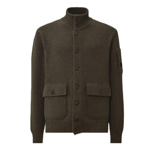 C.P. Company Lambswool GRS Buttoned Knit in Dark ShadowCardiganC.P. CompanyDPUS Designer Outlet7622792338692SC.P. Company Lambswool GRS Buttoned Knit in Dark Shadow