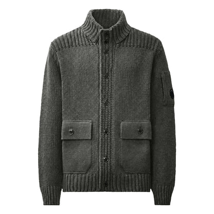 [C.P. Company] Lambswool GRS Knitwear CardiganCoats & JacketsC.P. CompanyDPUS Designer Outlet21CMKN068A-110149A-978-S7622792926639Dark ShadowS[C.P. Company] Lambswool GRS Knitwear Cardigan