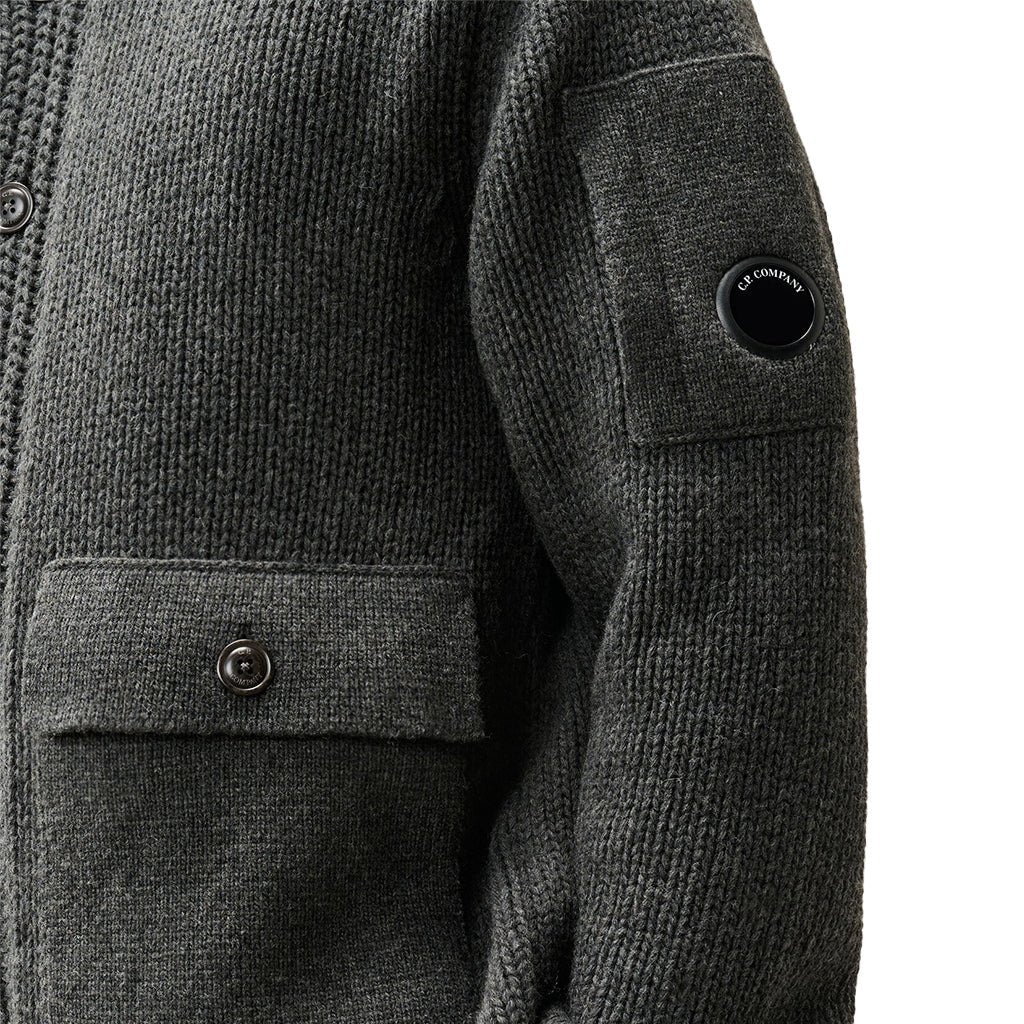 [C.P. Company] Lambswool GRS Knitwear CardiganCoats & JacketsC.P. CompanyDPUS Designer Outlet21CMKN068A-110149A-999-SBlackS[C.P. Company] Lambswool GRS Knitwear Cardigan