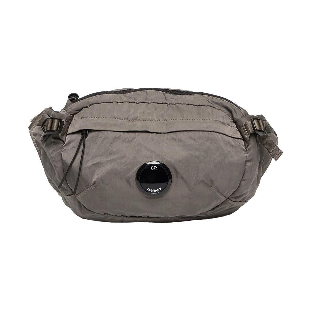 C.P. Company Nylon B Crossbody Bag in Gunmetal GreyDPUS Designer OutletDPUS Designer Outlet19CMAC734A - 005269G7622792406926One SizeC.P. Company Nylon B Crossbody Bag in Gunmetal Grey