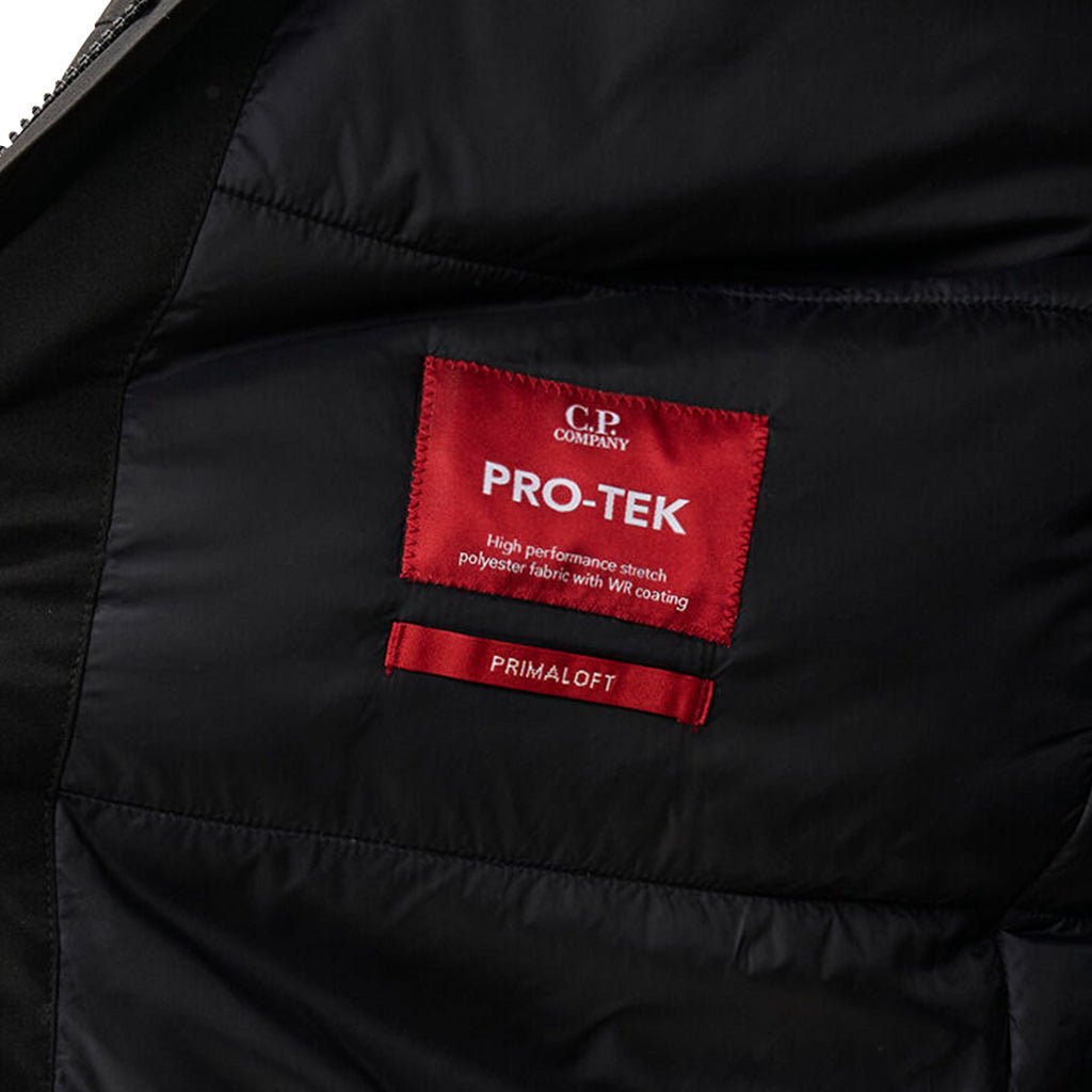 [C.P. Company] Pro-Tek Primaloft® Silver Lens Bomber JacketCoats & JacketsC.P. CompanyDPUS Designer Outlet21CMOW006A-110264A-999-S7622792941823BlackS[C.P. Company] Pro-Tek Primaloft® Silver Lens Bomber Jacket