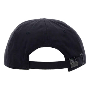 C.P. Company Shell - R Logo Cap in Total Eclipse - Navy BlueHatsC.P. CompanyDPUS Designer Outlet7620943882124C.P. Company Shell - R Logo Cap in Total Eclipse - Navy Blue