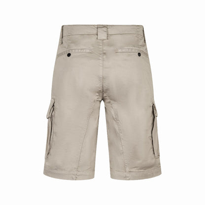 [C.P. Company] Stretch Sateen Cargo Lens ShortsT-ShirtC.P. CompanyDPUS Designer OutletDove44[C.P. Company] Stretch Sateen Cargo Lens Shorts