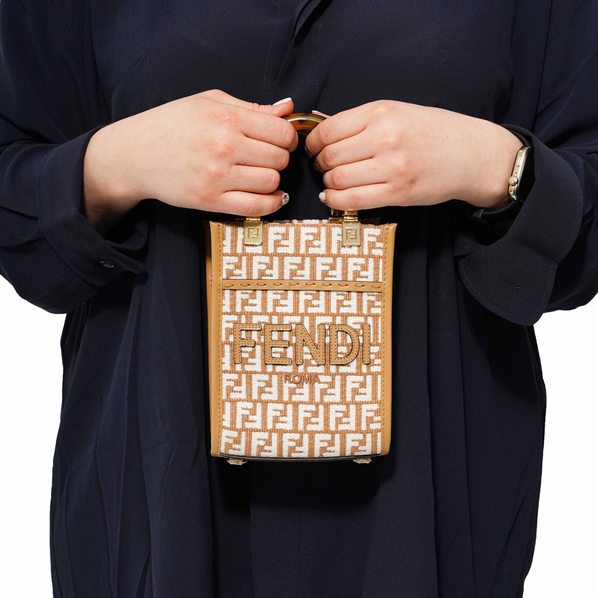 [Fendi] Mini Sunshine Bag in BeigeBagsFendiDPUS Designer Outlet325252[Fendi] Mini Sunshine Bag in Beige