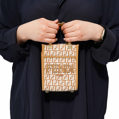 [Fendi] Mini Sunshine Bag in BeigeBagsFendiDPUS Designer Outlet325252[Fendi] Mini Sunshine Bag in Beige