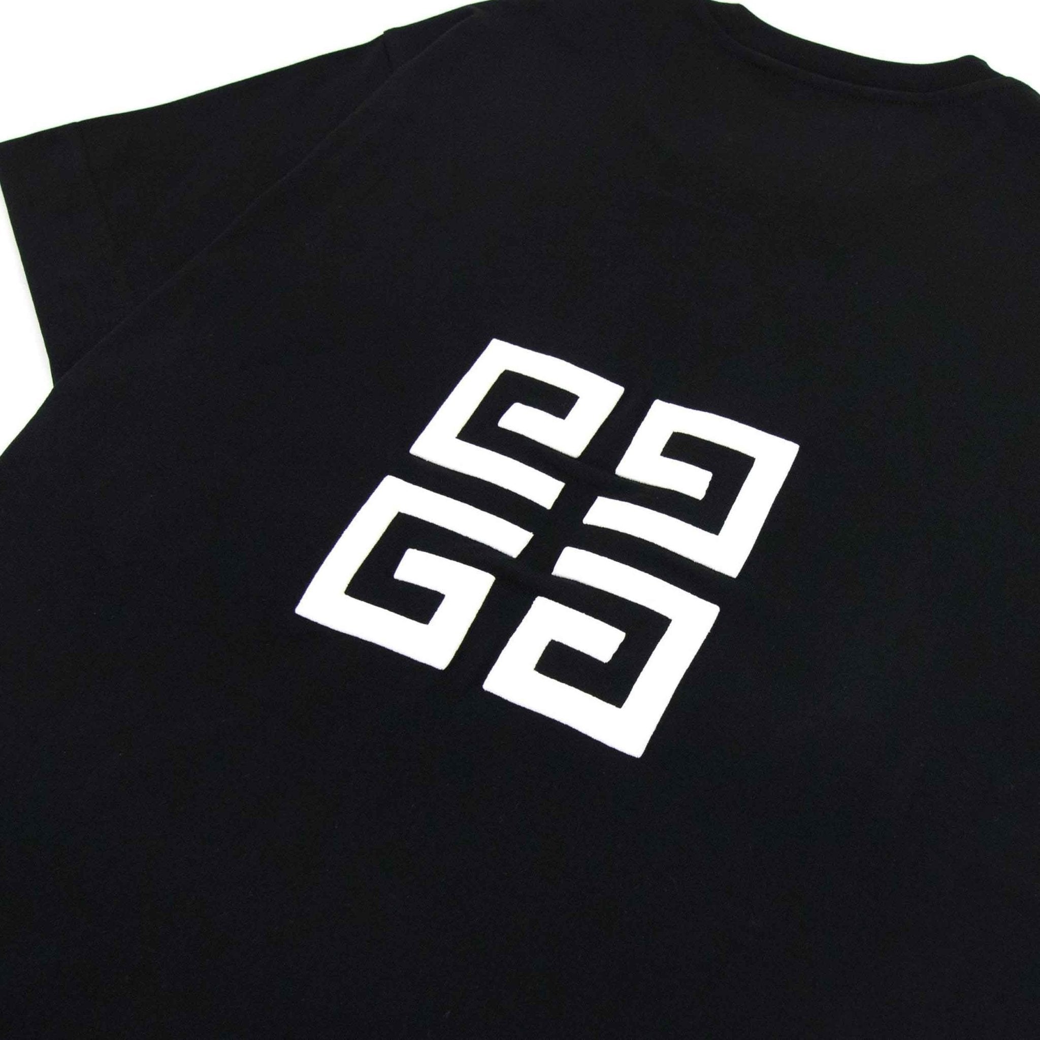 Givenchy 4G Slim Fit Embroidered Logo T-Shirt in BlackT-ShirtsGivenchyDPUS Designer Outlet3610131305522SGivenchy 4G Slim Fit Embroidered Logo T-Shirt in Black