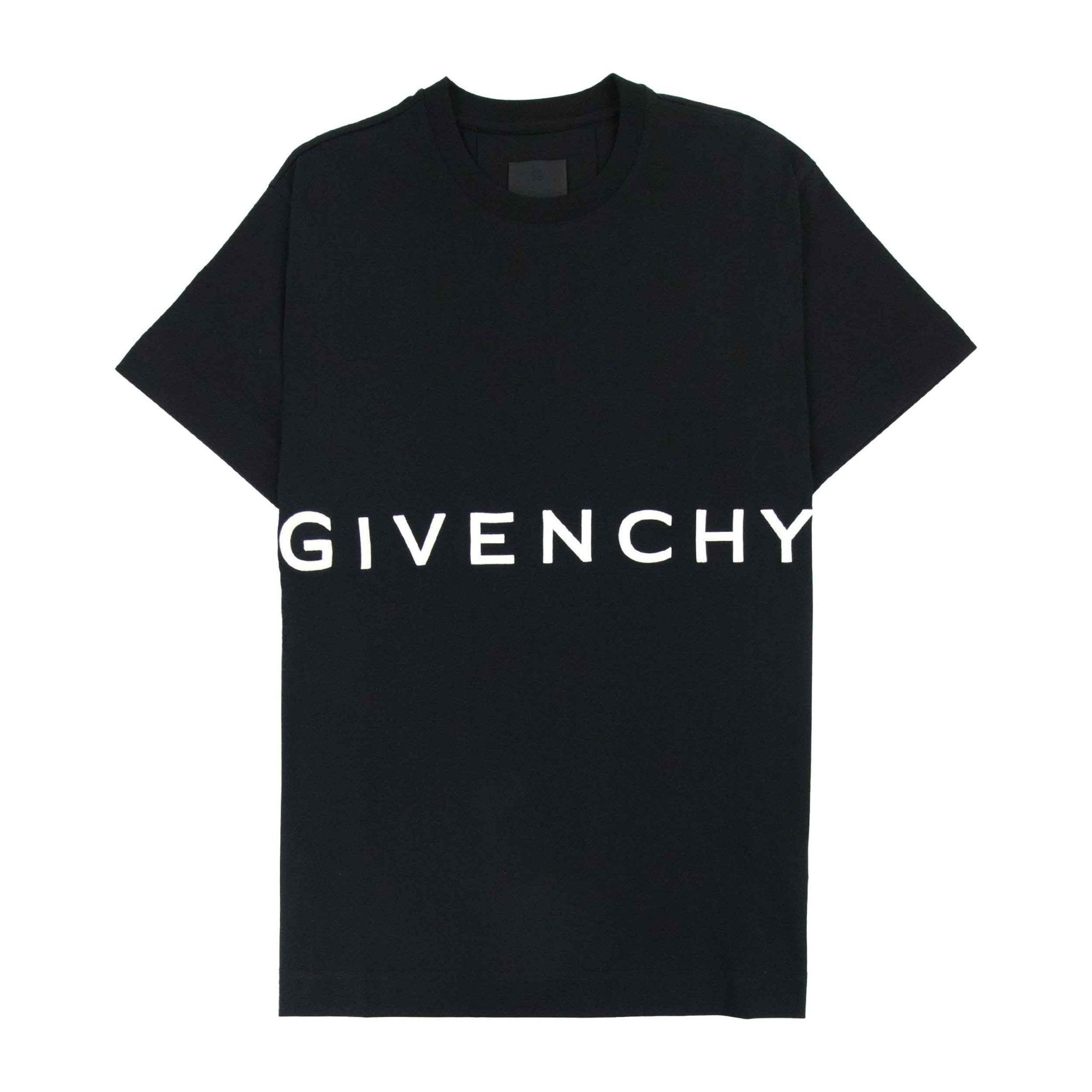 Givenchy 4G Slim Fit Embroidered Logo T-Shirt in BlackT-ShirtsGivenchyDPUS Designer Outlet3610131305522SGivenchy 4G Slim Fit Embroidered Logo T-Shirt in Black