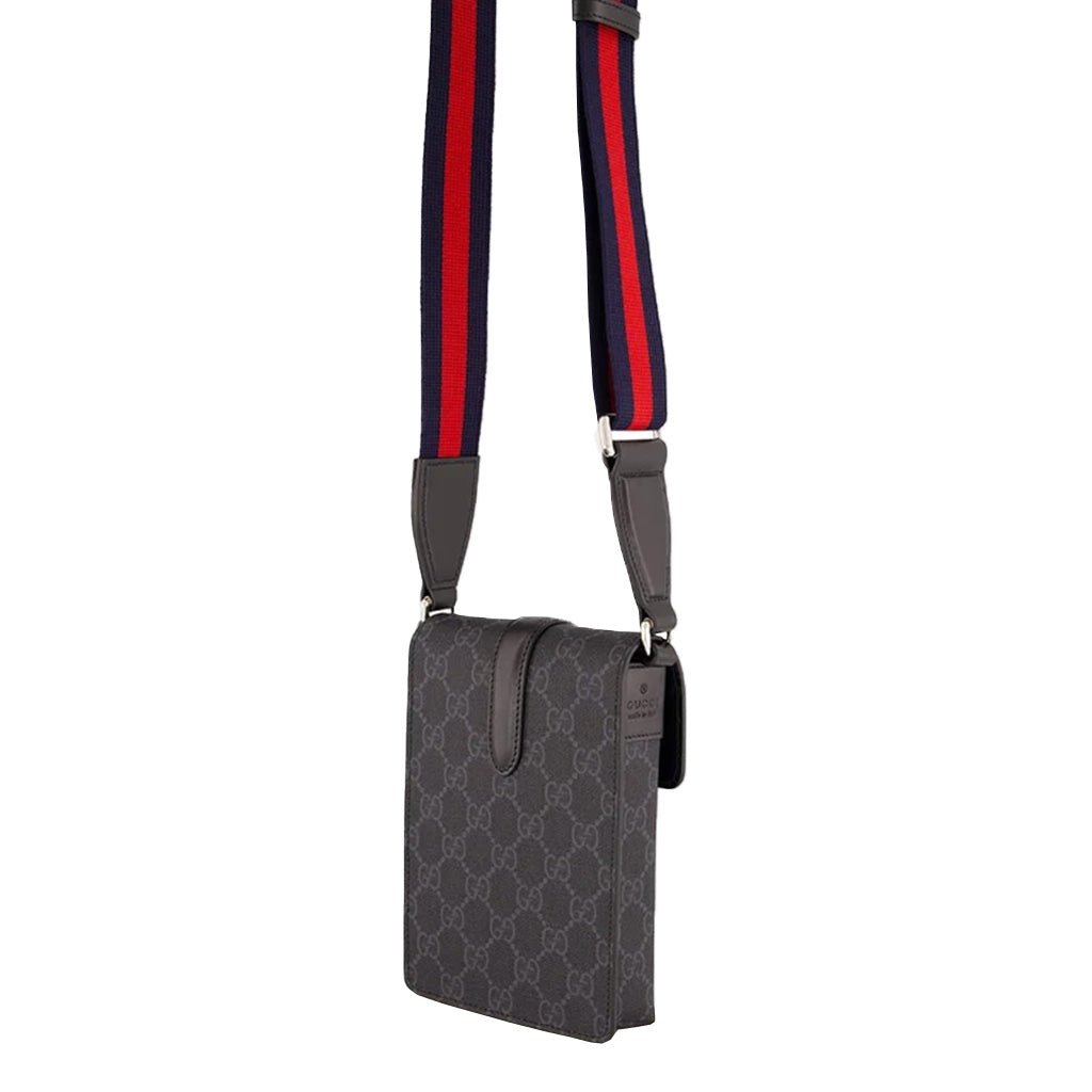 [Gucci] Leather Men's Crossbody BagAccessoriesGucciDPUS Designer Outlet816751-10428137287472Black[Gucci] Leather Men's Crossbody Bag