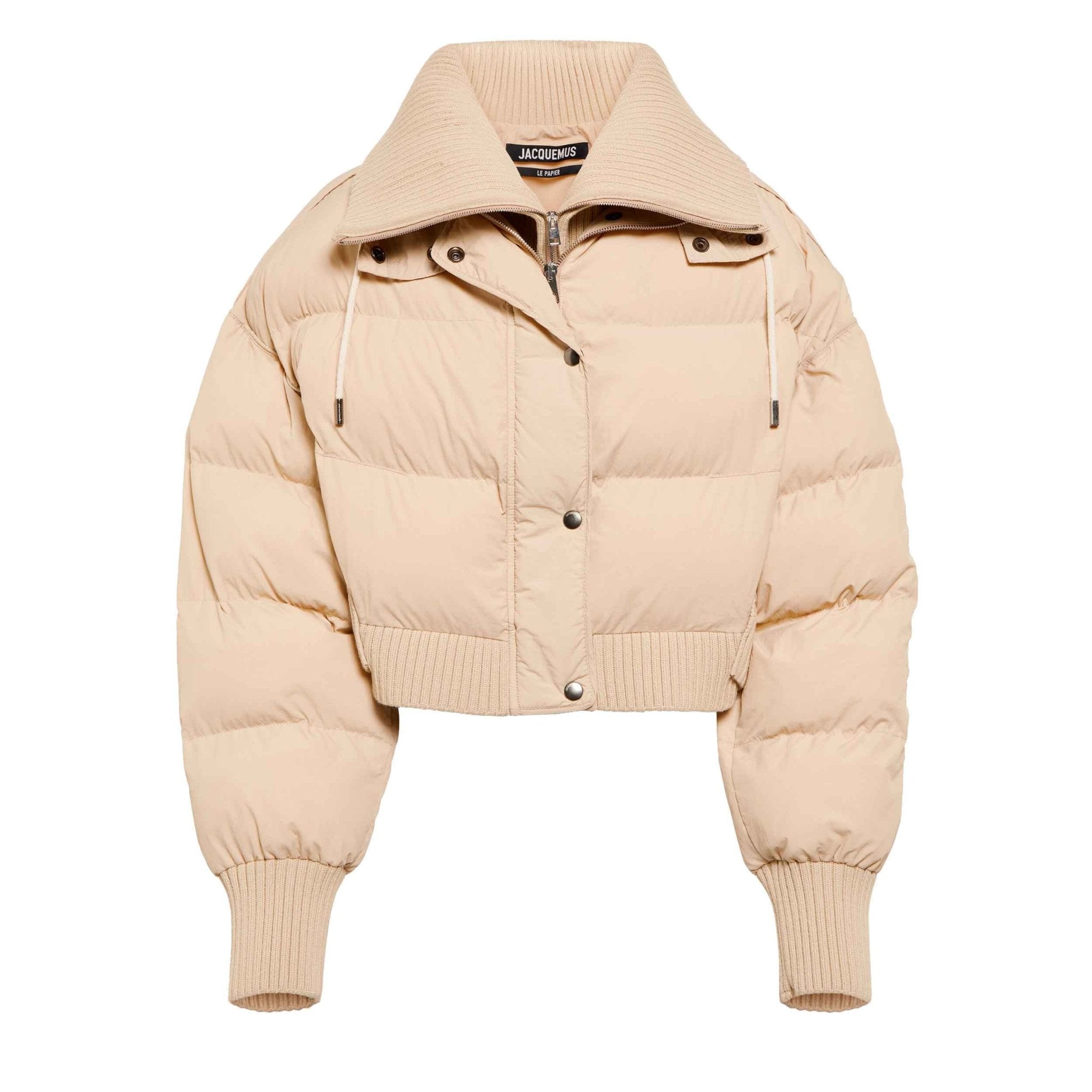 Jacquemus La Doudoune Briciola Puffer Jacket in BeigeCoats & JacketsJacquemusDPUS Designer Outlet6Jacquemus La Doudoune Briciola Puffer Jacket in Beige