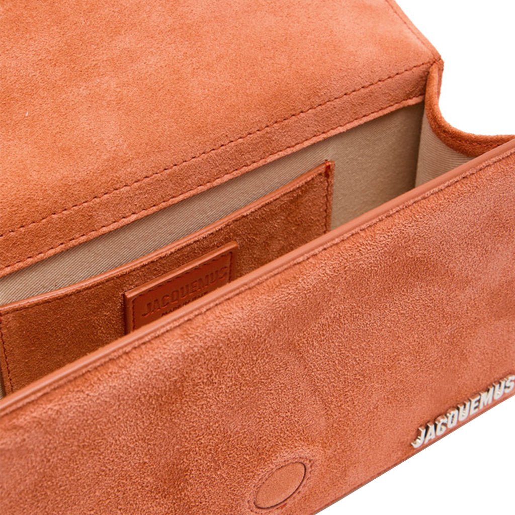 Jacquemus Le Grand Bambino BagBagsJacquemusDPUS Designer Outlet152015759852152012516458Terracotta SuedeJacquemus Le Grand Bambino Bag