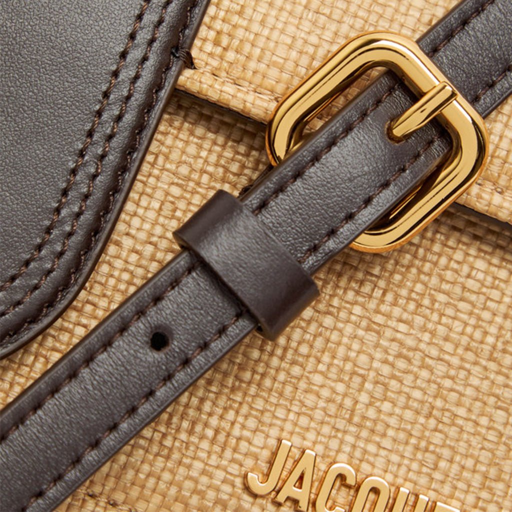 Jacquemus Le Grand Raffia Bambino BagBagsJacquemusDPUS Designer Outlet152013582070152018365142Brown/ BlackJacquemus Le Grand Raffia Bambino Bag