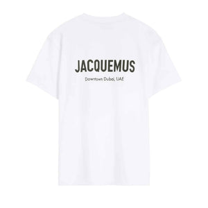 Jacquemus The Dubai Address T-Shirt in WhiteT-ShirtsJacquemusDPUS Designer OutletSJacquemus The Dubai Address T-Shirt in White