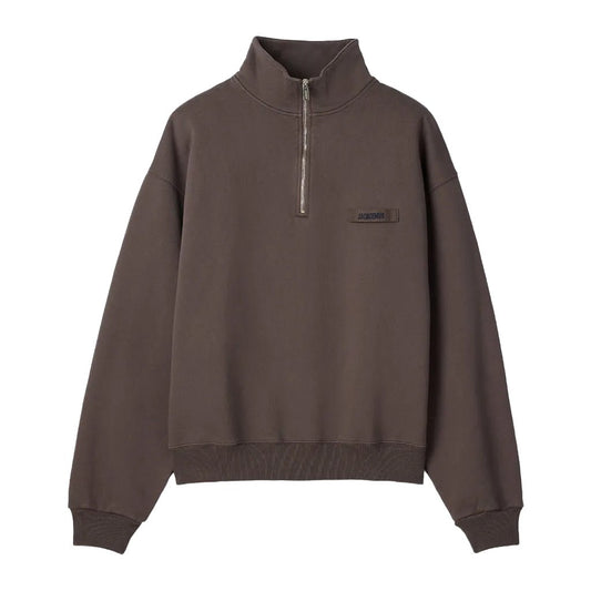 [Jacquemus] The Gros Grain Zipped Roll-Neck SweatshirtSweatshirtsJacquemusDPUS Designer OutletSSM00313AJ00174-850-SBrownS[Jacquemus] The Gros Grain Zipped Roll-Neck Sweatshirt