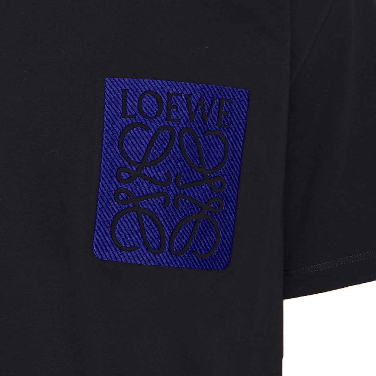 Loewe Relaxed Fit Pocket T-Shirt in Black/ BlueT-ShirtsLoeweDPUS Designer Outlet0010999737SLoewe Relaxed Fit Pocket T-Shirt in Black/ Blue