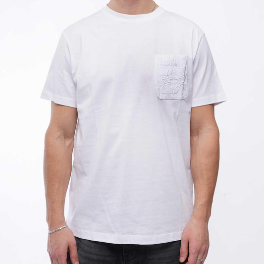 Loewe Relaxed Fit Tonal Pocket Logo T-Shirt in WhiteT-ShirtsLoeweDPUS Designer Outlet0011107435SLoewe Relaxed Fit Tonal Pocket Logo T-Shirt in White