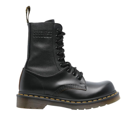 Maison Margiela MM6 x Dr. Martens 10 Eye Twisted And ReimaginedBootsMaison MargielaDPUS Designer Outlet8059039203960blackEU37Maison Margiela MM6 x Dr. Martens 10 Eye Twisted And Reimagined