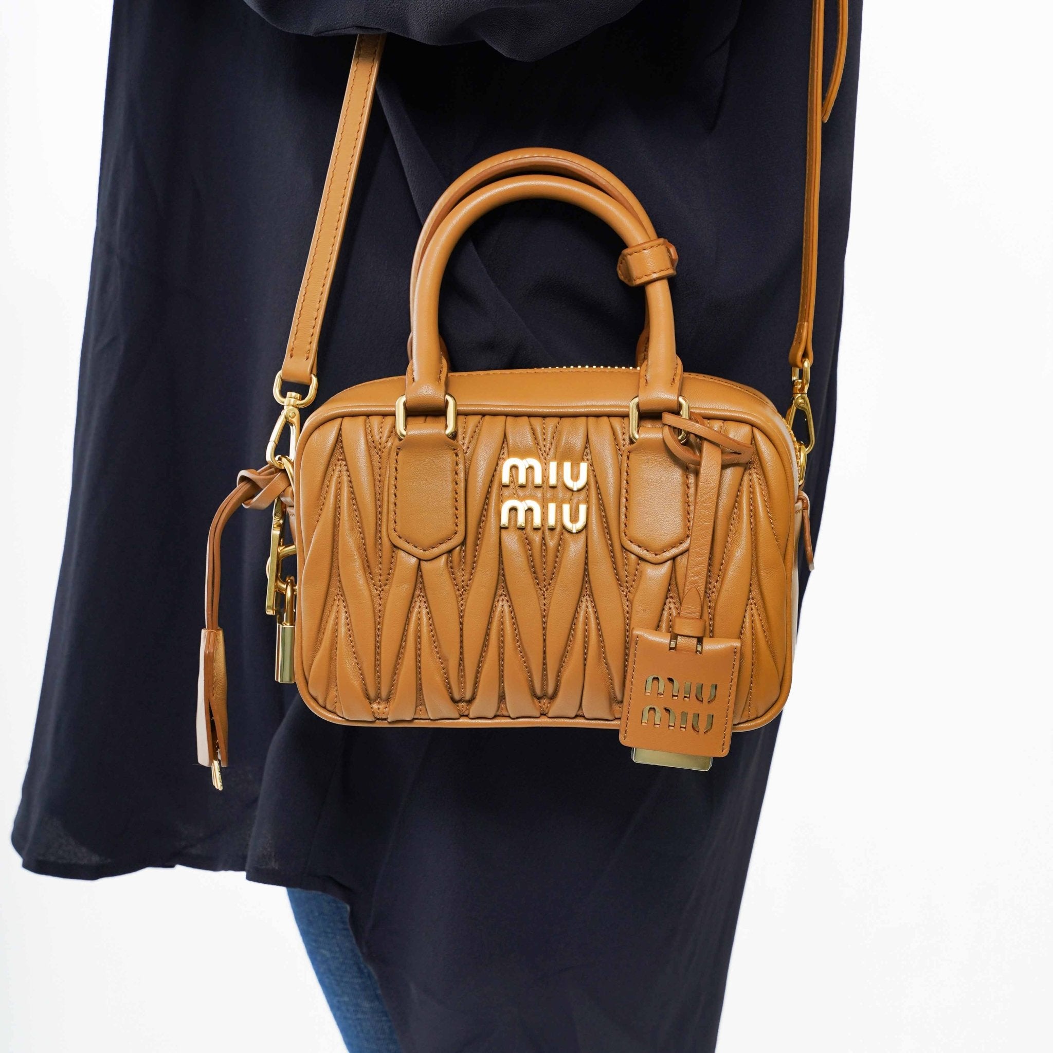 [Miu Miu] Arcadie Matelassé Nappa Leather BagBagsMiu MiuDPUS Designer Outlet1541269557898050242453050Caramel[Miu Miu] Arcadie Matelassé Nappa Leather Bag